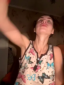 Snapshot of Starry_Siren chatting on 10.26.25 Starry Siren online show from 10.26.25