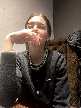 Snapshot of Starry_Siren chatting on 11.03.25 Starry Siren online show from 11.03.25