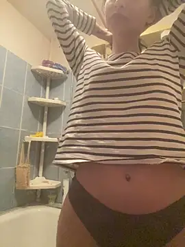 Starry Siren online show from 03.11.26