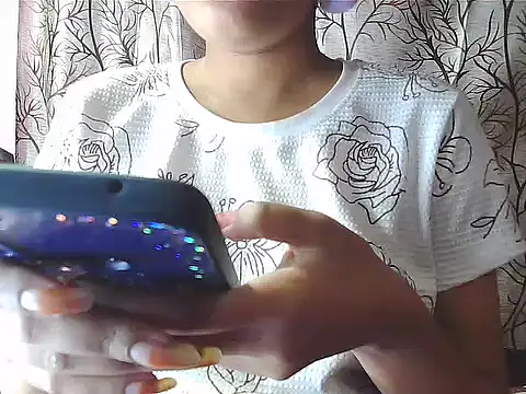 Snapshot of your_Shanvi chatting on 11.11.25 your Shanvi online show from 11.11.25