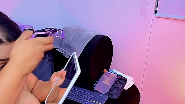 Brenda  gomez online show from 01.18.25