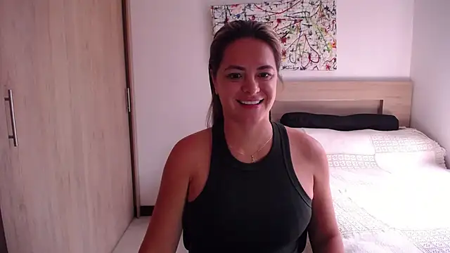 ParisW online show from 02.10.25