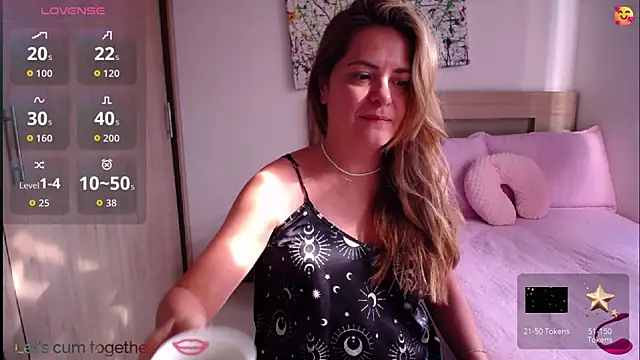 ParisW online show from 09.11.25