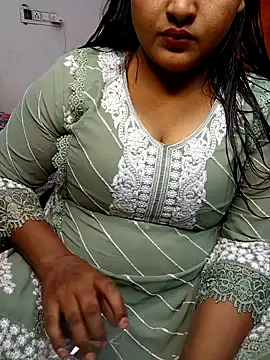 Snapshot of Ayesha_mahi chatting on 03.12.25 Ayesha mahi online show from 03.12.25