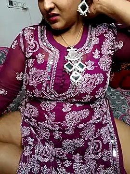 Snapshot of Ayesha_mahi chatting on 03.15.25 Ayesha mahi online show from 03.15.25