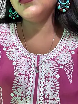 Snapshot of Ayesha_mahi chatting on 09.29.25 Ayesha mahi online show from 09.29.25