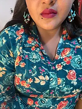 Snapshot of Ayesha_mahi chatting on 10.04.25 Ayesha mahi online show from 10.04.25