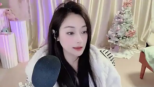 Daisy-77 online show from 12.22.24