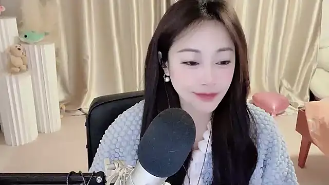 Daisy-77 online show from 01.04.25