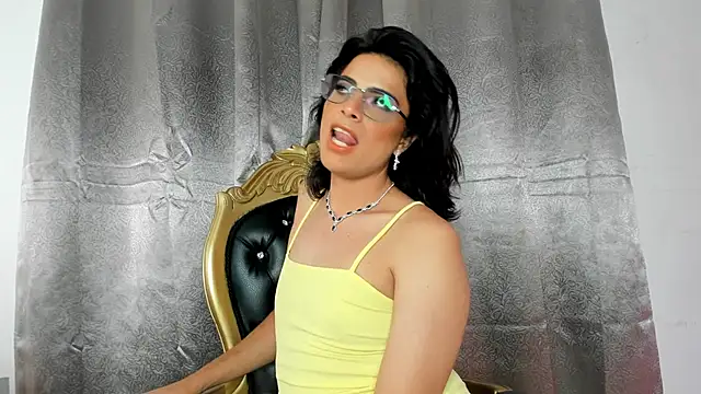 Snapshot of Eterea_blow chatting on 03.04.25 Eterea blow online show from 03.04.25