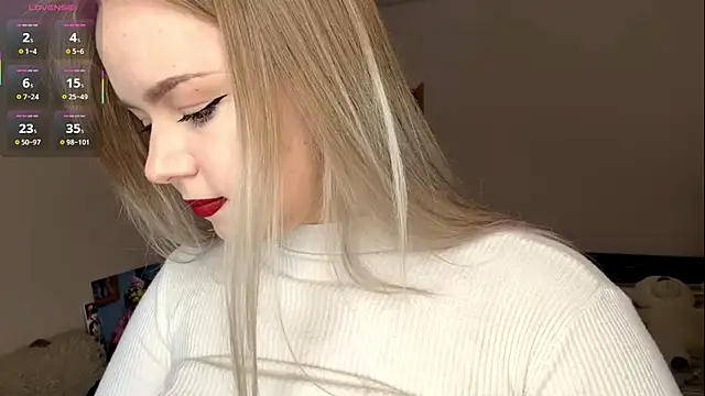 ZaraCreedon online show from 02.14.26