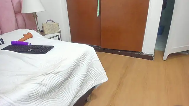 melody brunnet online show from 03.21.25