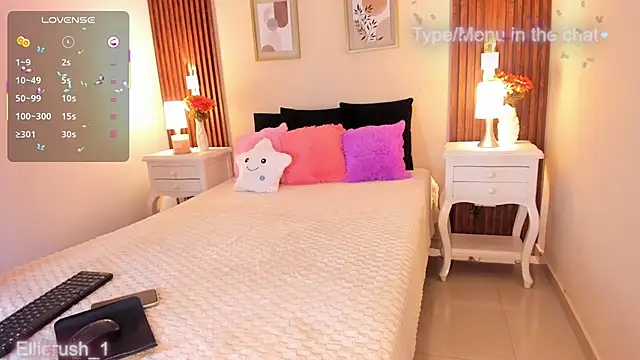 EllieRussell  online show from 02.10.26