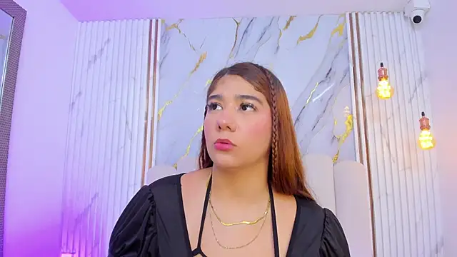 tifanyhills  online show from 04.14.26