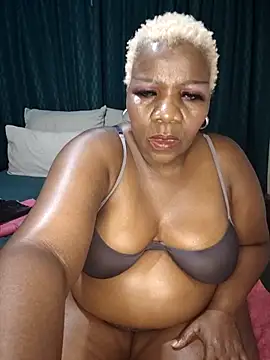 dirasweetlipsxx online show from 12.16.25