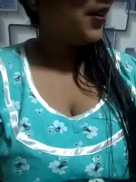 Jeenat  online show from 12.10.24