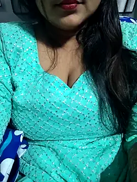 Jeenat  online show from 12.14.24