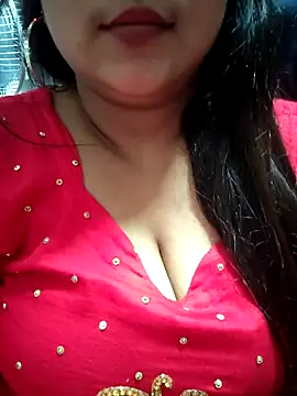 Jeenat  online show from 12.24.24