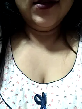 Jeenat  online show from 12.29.24