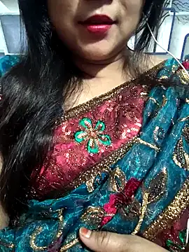 Jeenat  online show from 01.07.25