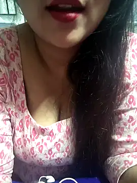 Jeenat  online show from 01.10.25