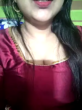 Jeenat  online show from 01.28.25
