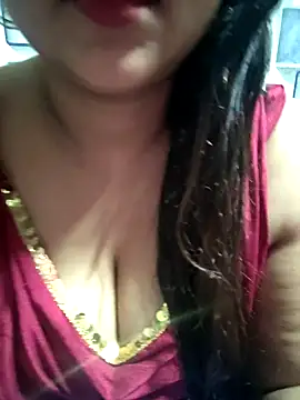 Jeenat  online show from 01.28.25