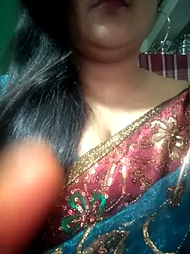 Jeenat  online show from 02.08.25