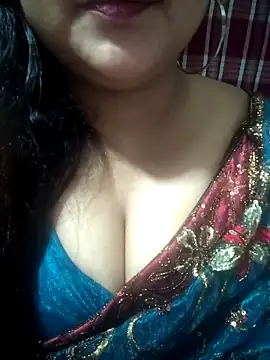 Jeenat  online show from 02.12.25