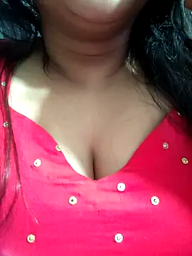 Jeenat  online show from 02.16.25