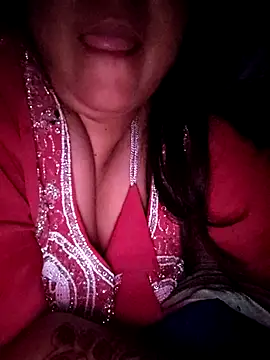 Jeenat  online show from 09.25.25
