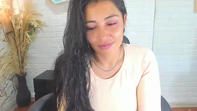 Aisha 09 online show from 03.04.25