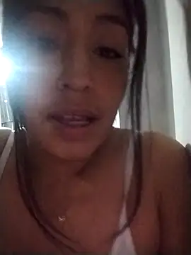 Aisha 09 online show from 04.28.26
