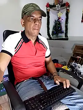 latinmartin73 online show from 12.24.24