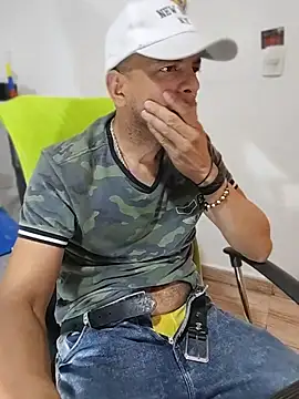 latinmartin73 online show from 07.13.26