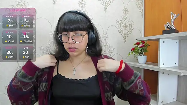 Snapshot of Nataly_Cloud chatting on 01.31.25 Nataly Cloud online show from 01.31.25