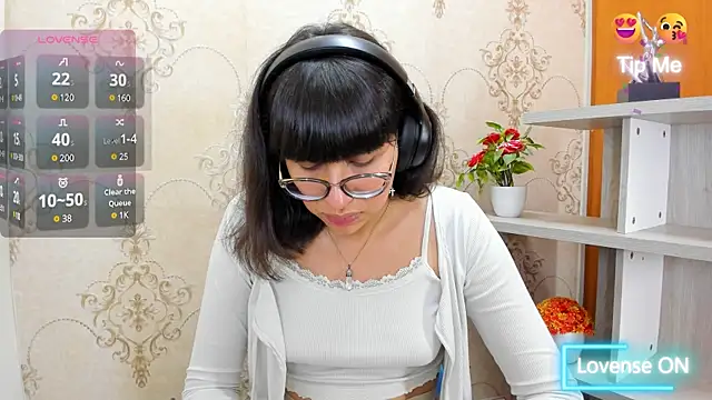 Snapshot of Nataly_Cloud chatting on 02.10.25 Nataly Cloud online show from 02.10.25