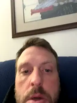 Snapshot of ScarletCeiling87 chatting on 11.08.25 ScarletCeiling87 online show from 11.08.25