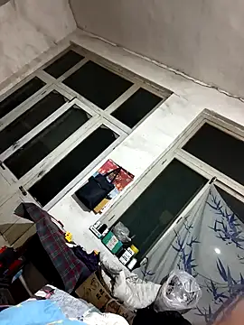 huzi518 online show from 02.19.25