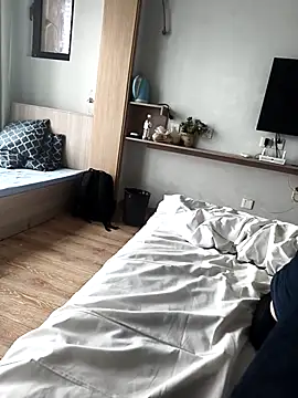 huzi518 online show from 10.02.25