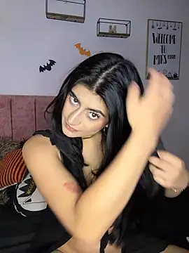 miakhalifaaa  online show from 10.20.25