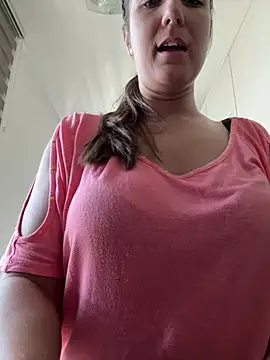 Snapshot of jennifer11772 chatting on 07.24.26 jennifer11772 online show from 07.24.26