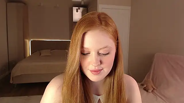 Snapshot of lulu_moonmoon chatting on 12.06.24 lulu moonmoon online show from 12.06.24