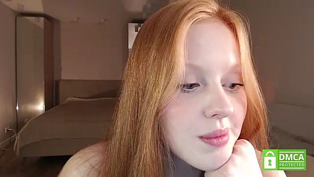 Snapshot of lulu_moonmoon chatting on 09.13.25 lulu moonmoon online show from 09.13.25