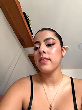 DakotaShelby online show from 12.04.25