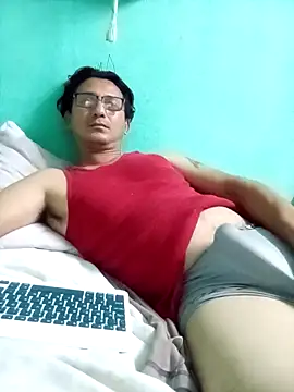 Andresguz35 online show from 02.11.26