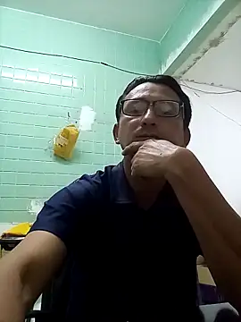 Andresguz35 online show from 02.11.26