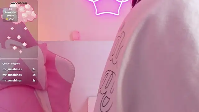 Snapshot of soy_jess03 chatting on 10.06.25 soy jess03 online show from 10.06.25