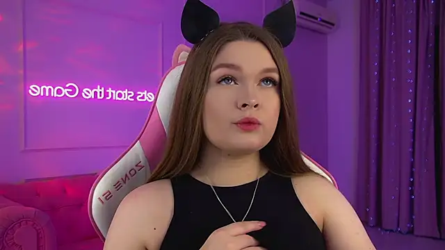 CrystalLyons online show from 03.02.26