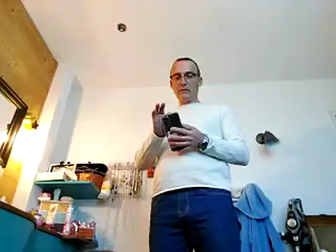 Manou1971 online show from 01.27.25